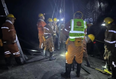 實(shí)現(xiàn)對井下環(huán)境的全景式監(jiān)控